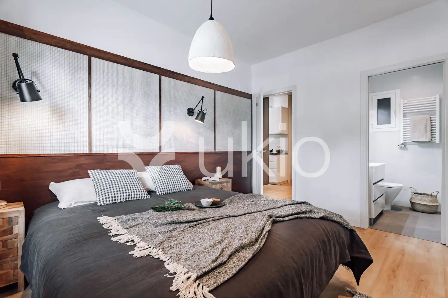 Habitación de Apartamento de alquiler en Barcelona con Aire acondicionado, Calefacción y Amueblado