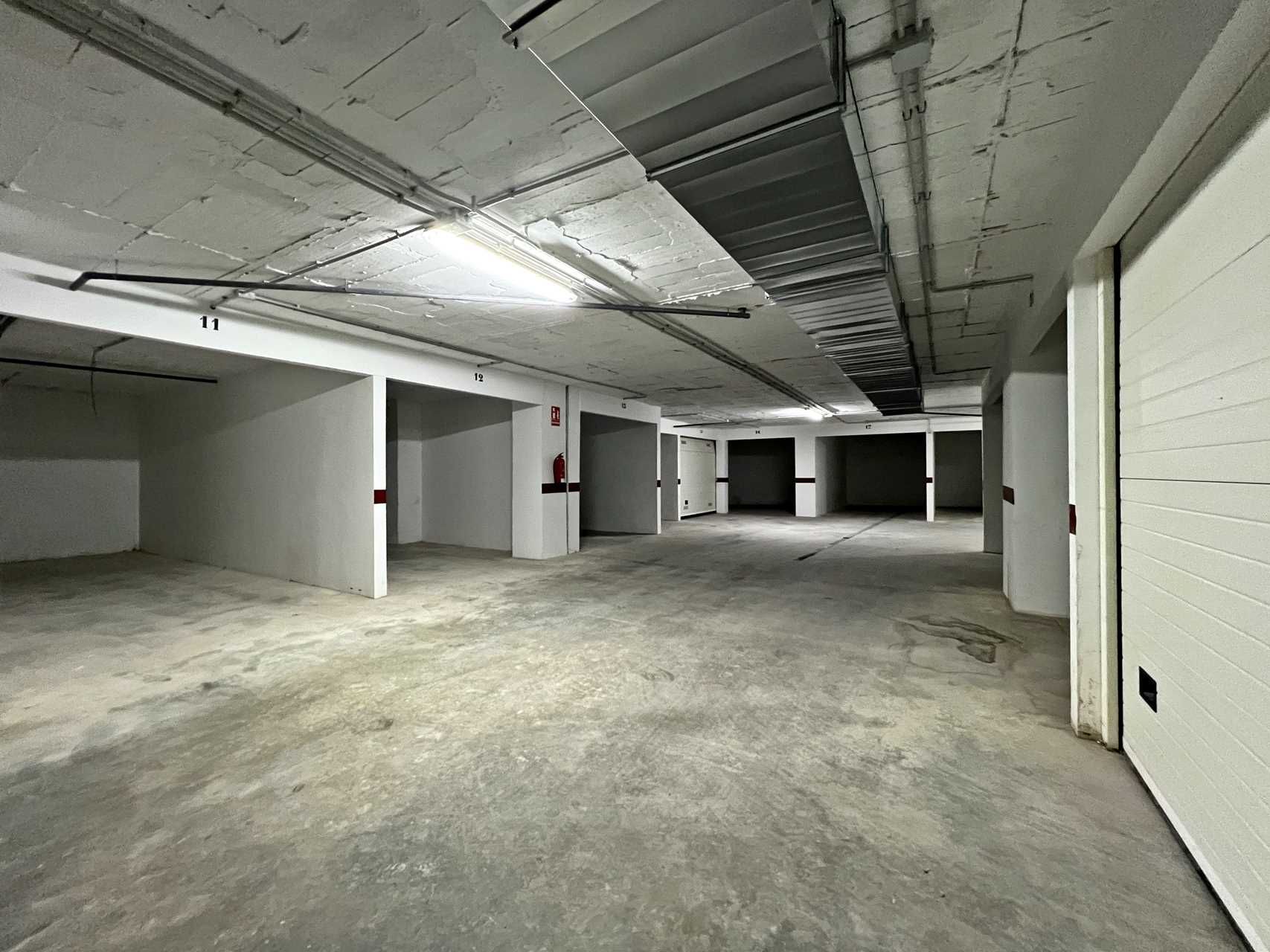 Garage for sale in Herrera