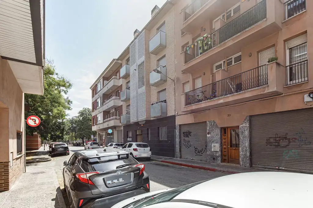 Flat with lift for sale in C/ Narcís Blanch, imagen 3