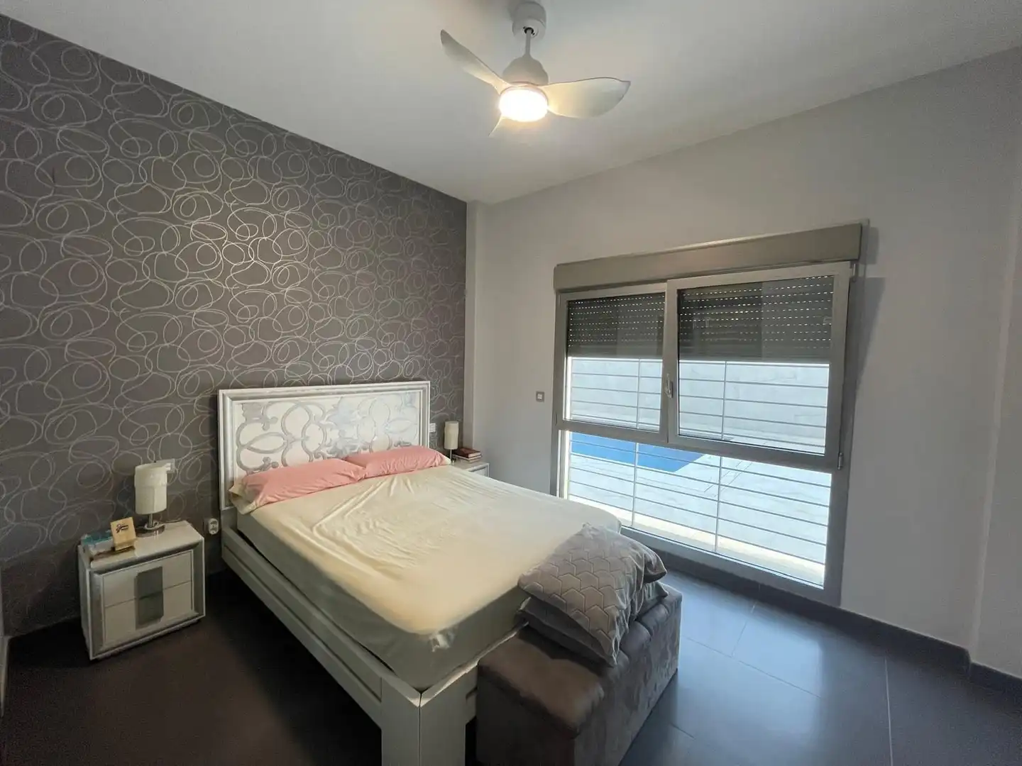 Bedroom of Houses for sale in Mutxamel  with Air Conditioner, Private garden and Storage room