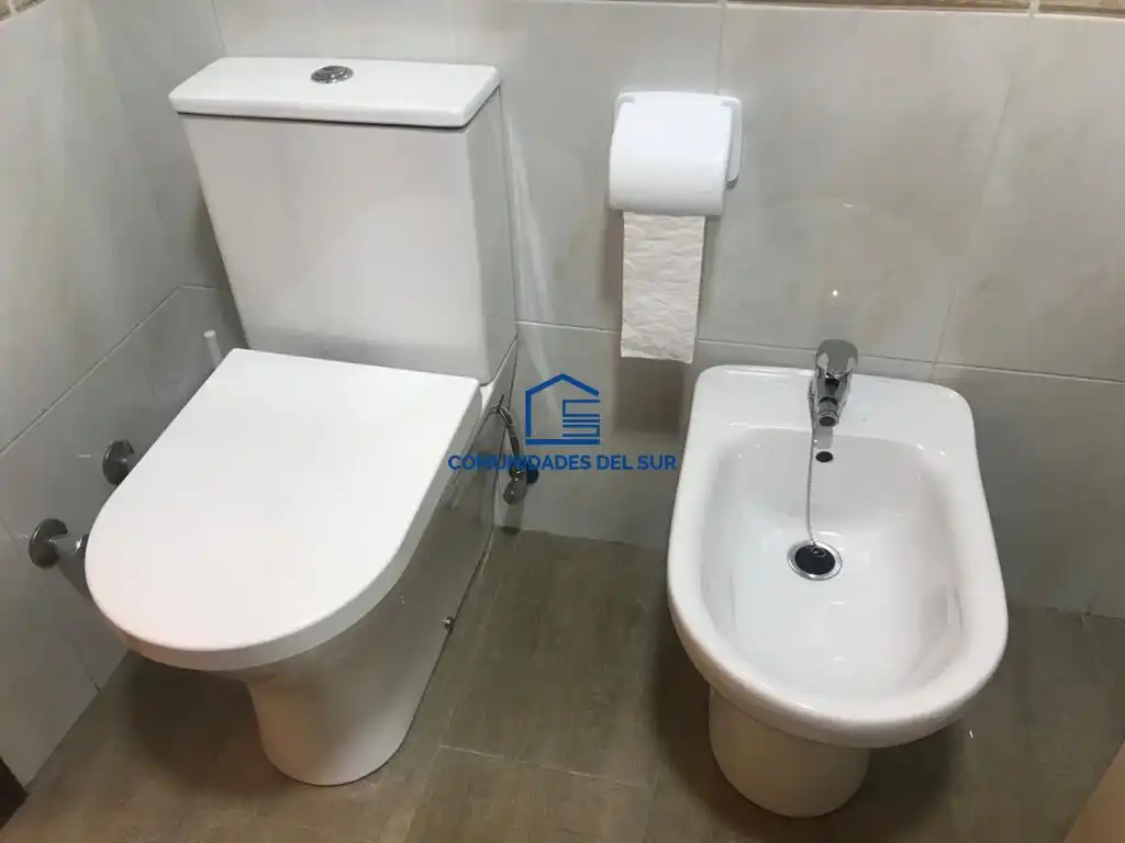 Bathroom of Flat for rent in Cádiz  with Terrace and Furnished