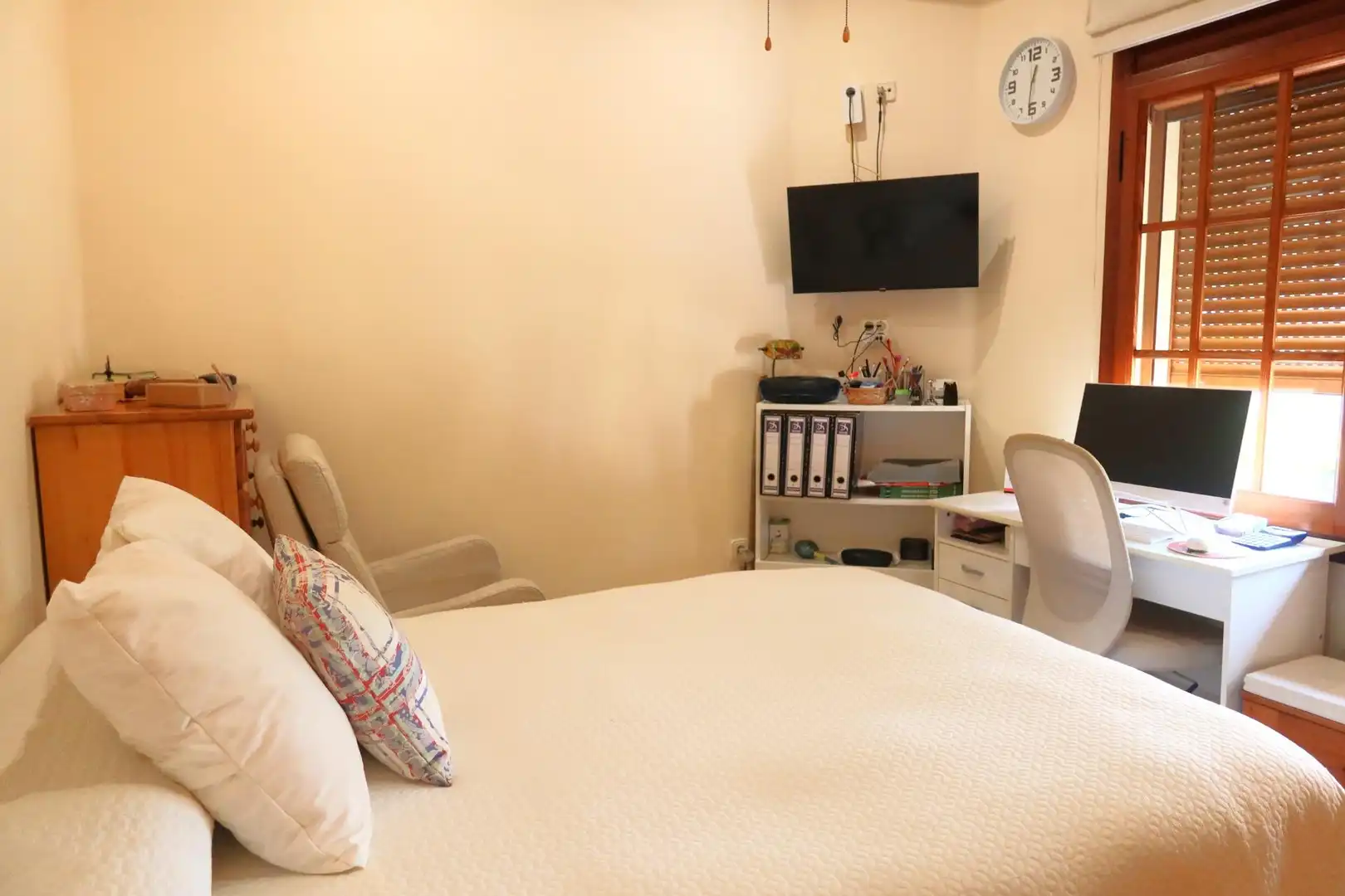 Schlafzimmer von Erdgeschoss zum Verkauf in  Palma de Mallorca mit Klimaanlage, Privatgarten und Abstellraum