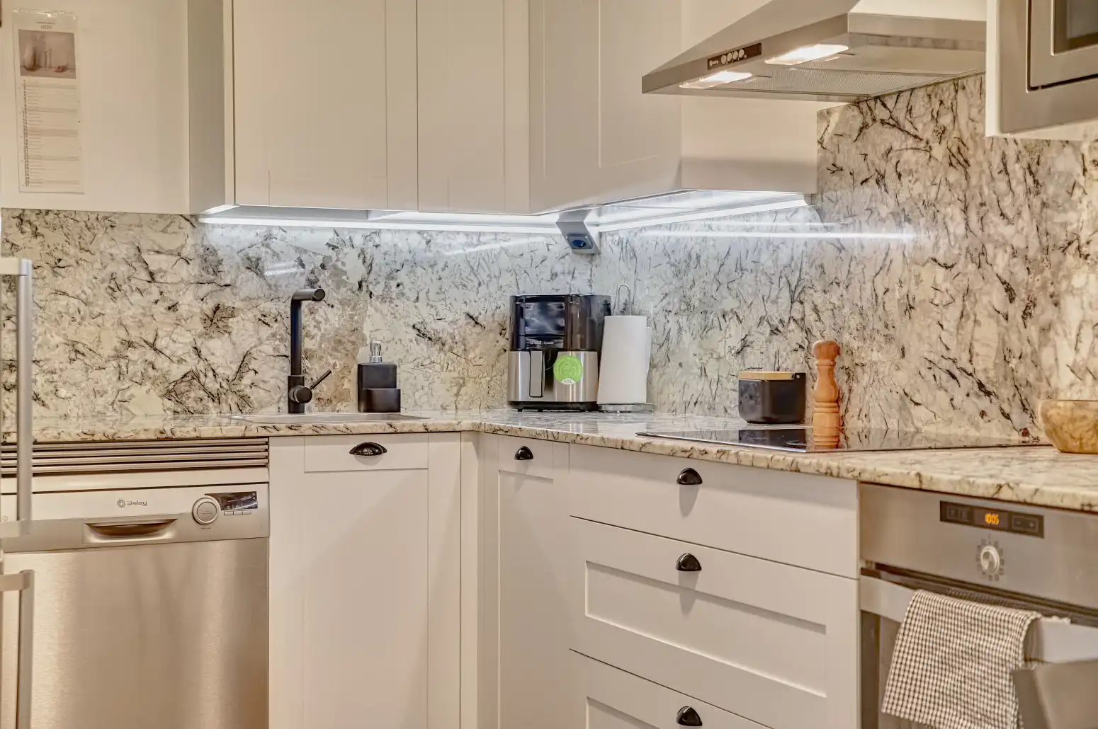 Cocina de Piso en venta en  Pamplona / Iruña con Calefacción, Parquet y Amueblado