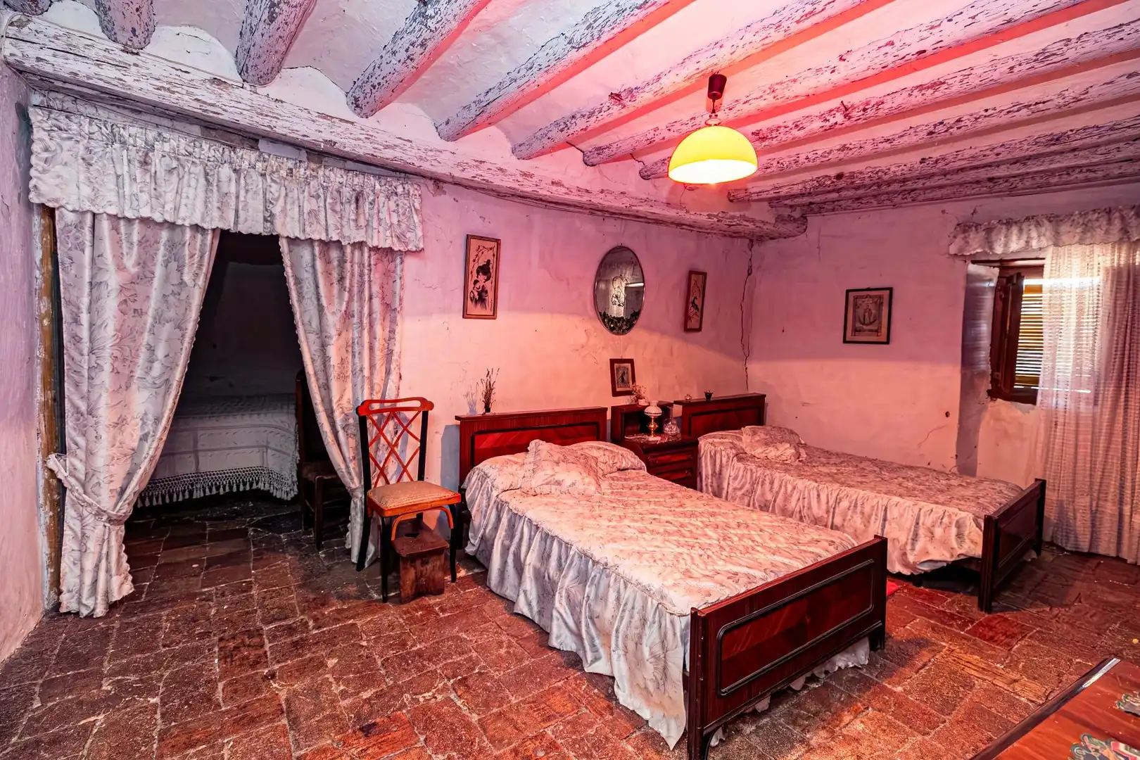 Habitación de Casa o chalet en venta en Canal de Berdún con Jardín privado y Balcón