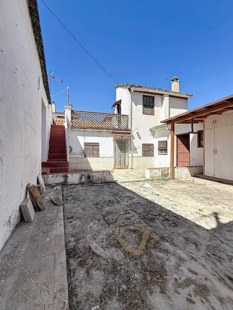Vista exterior de Casa adosada en venta en Granada con Terraza y Trastero