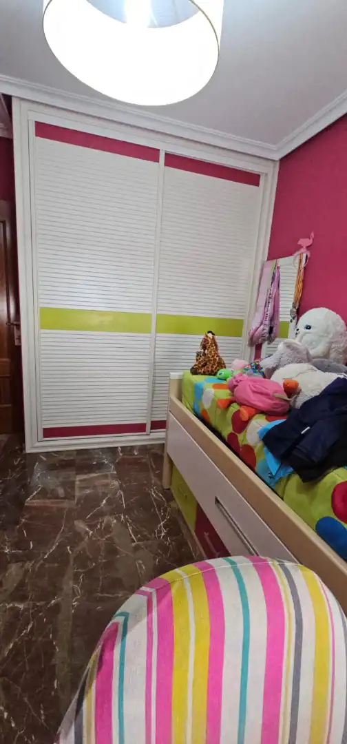 Dormitori de Casa o xalet en venda en Puertollano amb Aire condicionat, Calefacció i Jardí privat