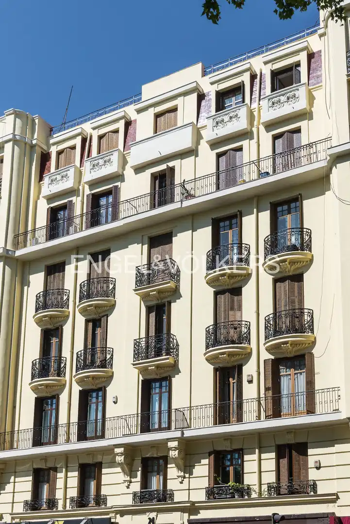 Flat with terrace to rent in Paseo del Prado, imagen 49