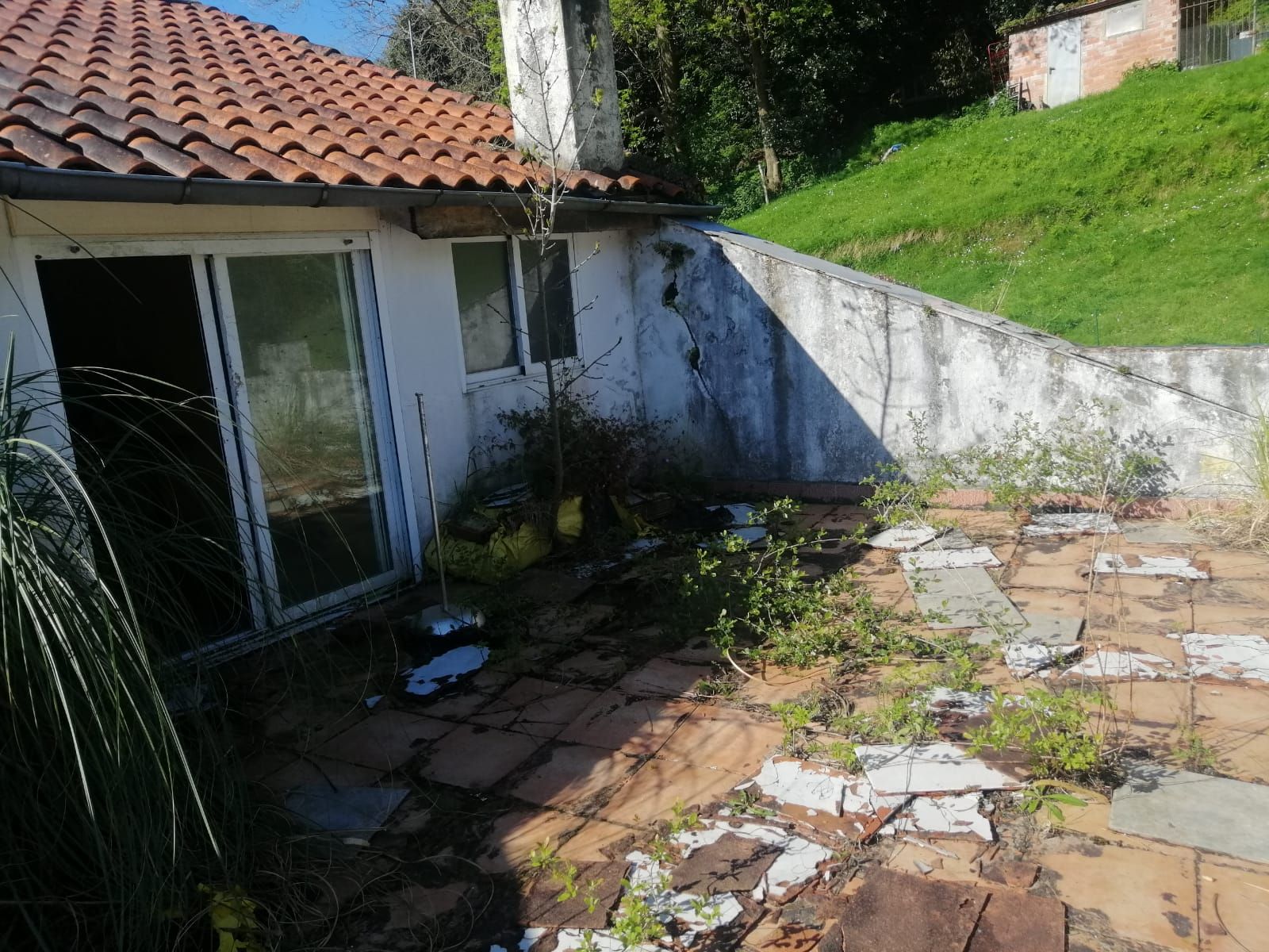 Jardí de Casa adosada en venda en Ampuero amb Terrassa, Traster i Balcó