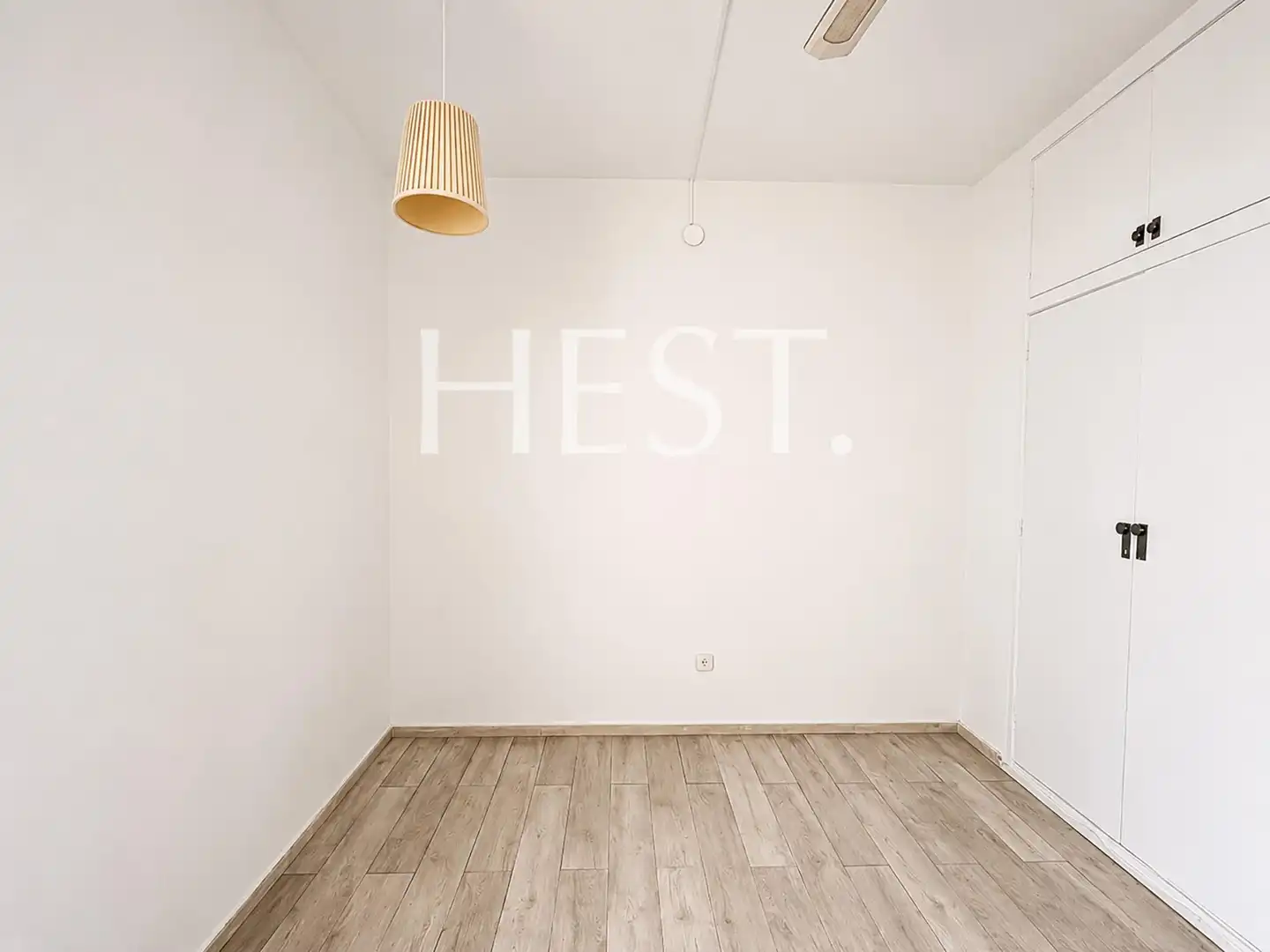 Habitación de Piso en venta en Barcelona con Calefacción, Terraza y Balcón