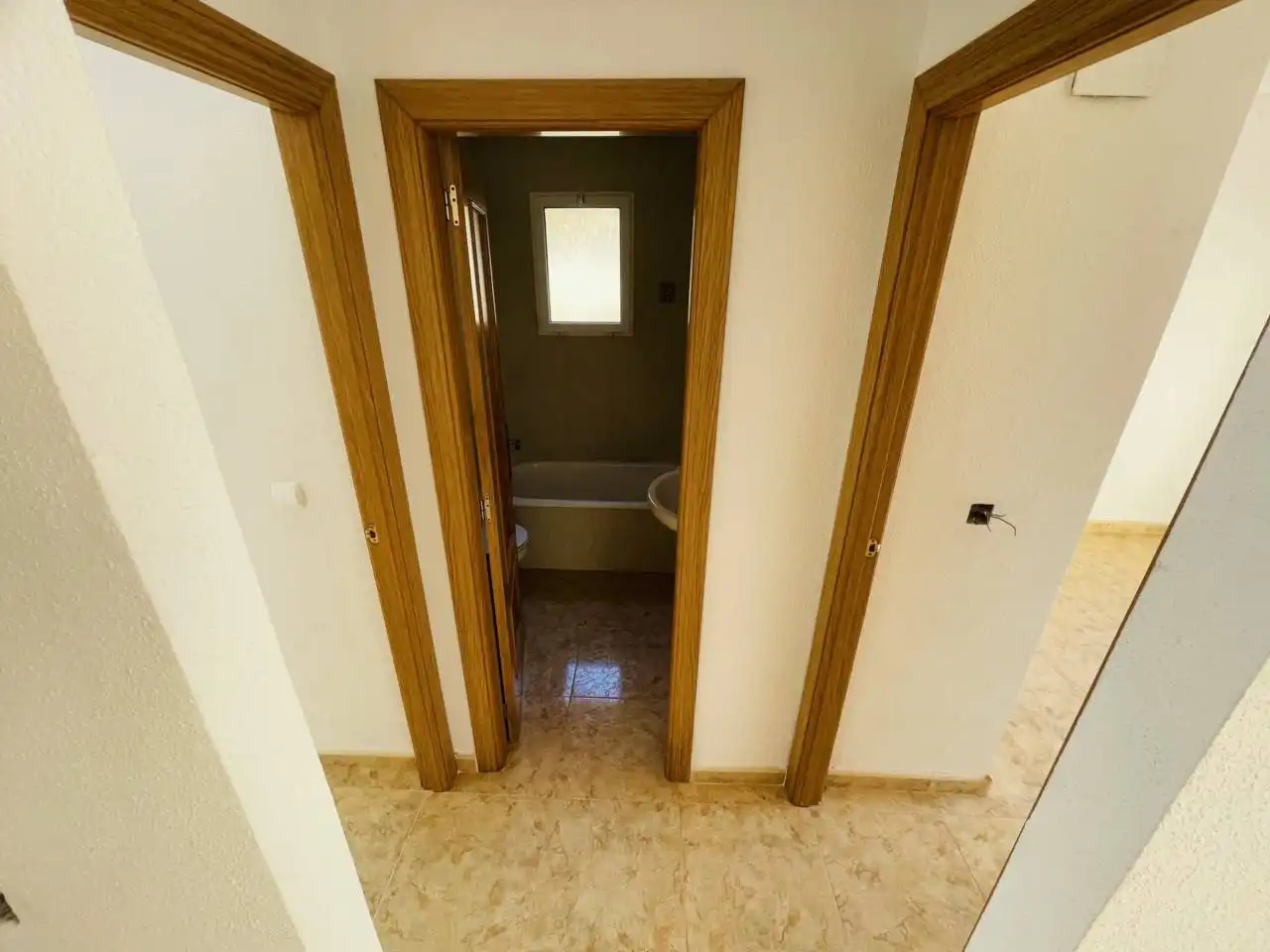 Bathroom of Flat for sale in Torrevieja  with Balcony and Community pool
