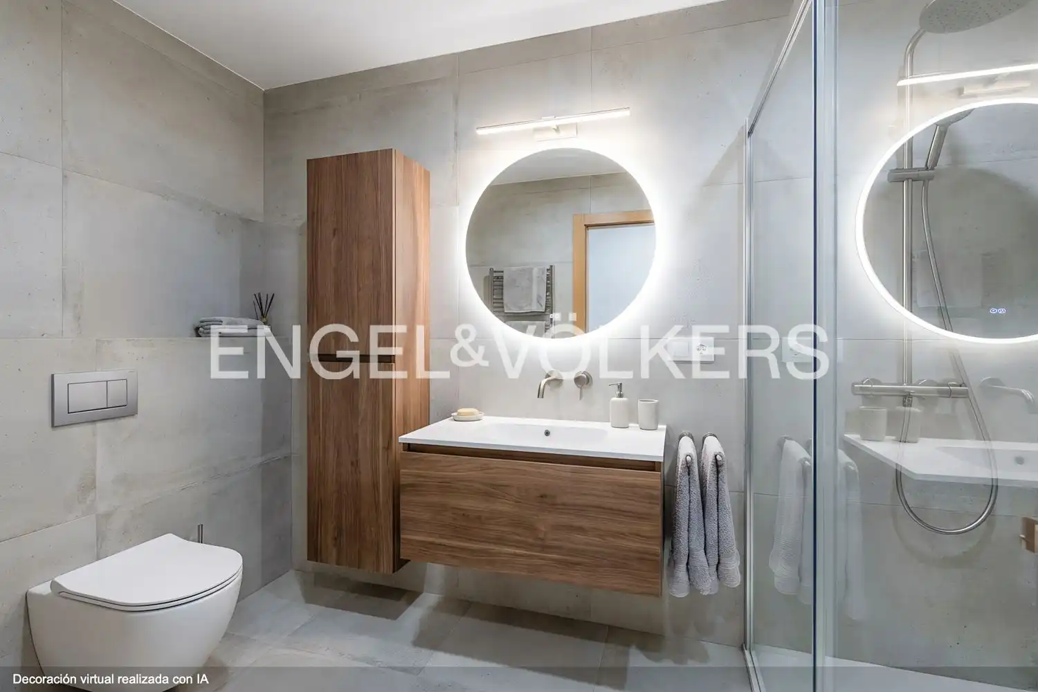 Bathroom of Flat for sale in Valencia  with Heating, Terrace and Storage room