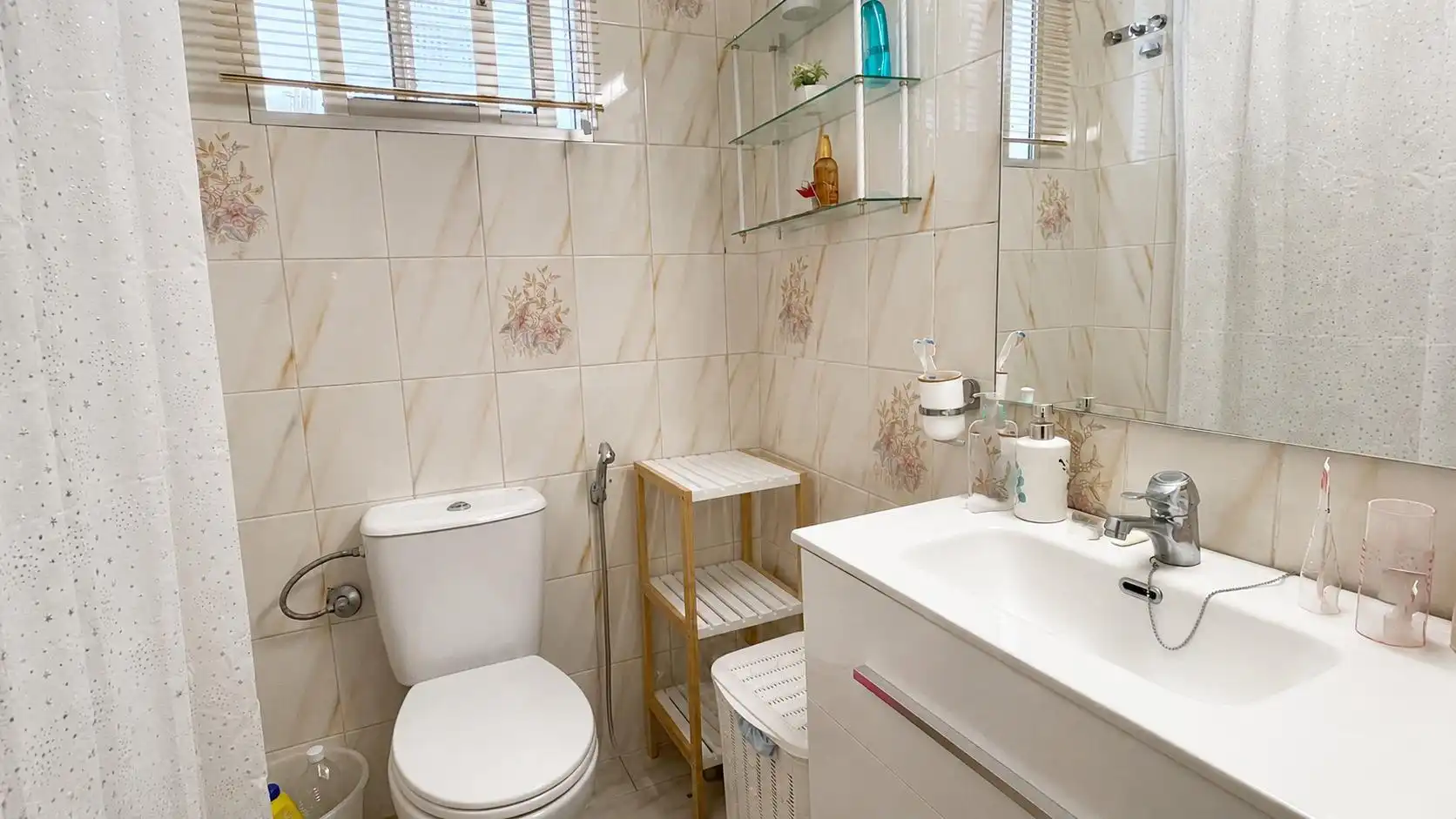Baño de Piso en venta en Córdoba con Aire acondicionado, Calefacción y Amueblado
