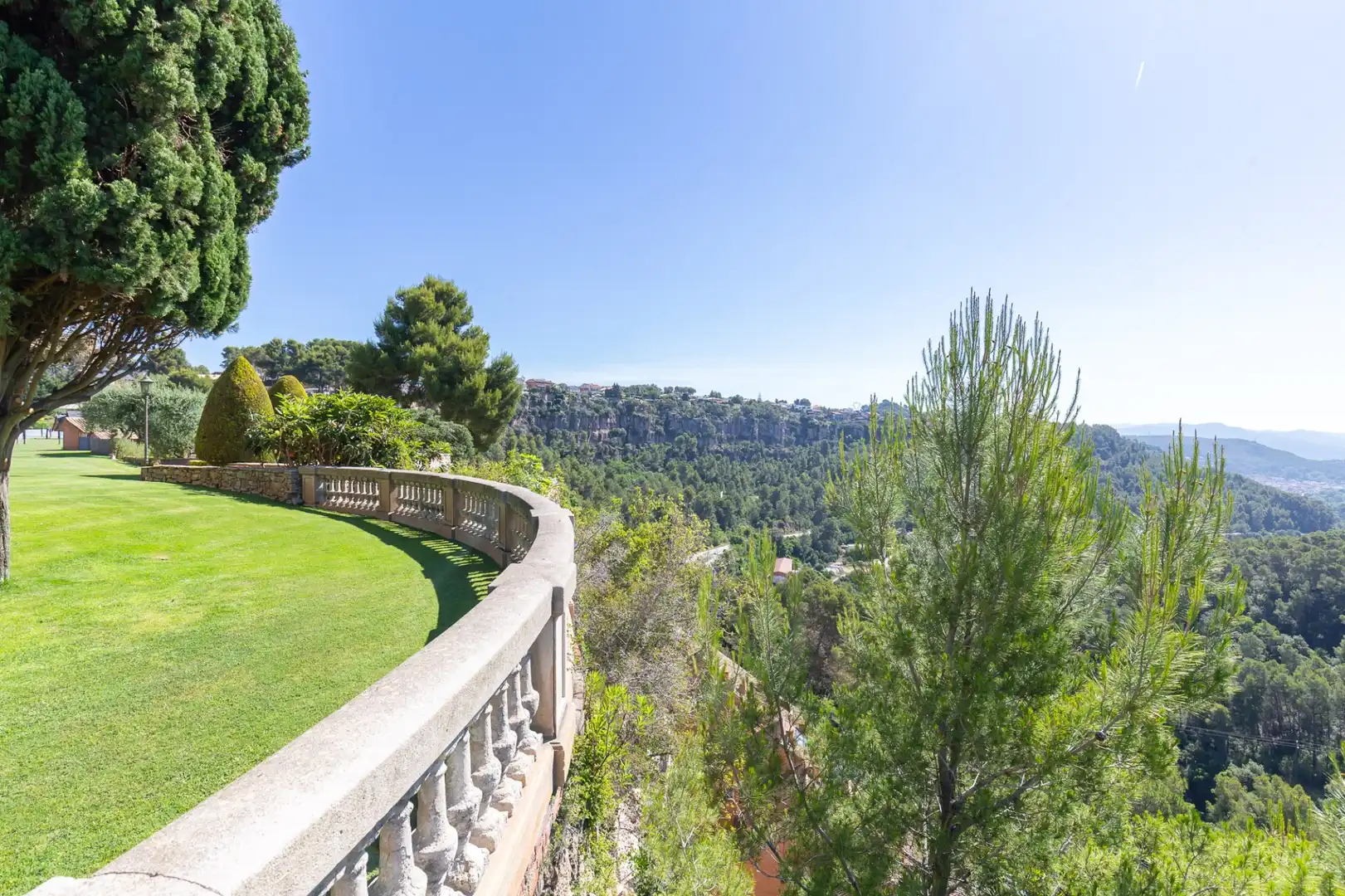 Jardí de Finca rústica en venda en Corbera de Llobregat amb Aire condicionat, Calefacció i Terrassa