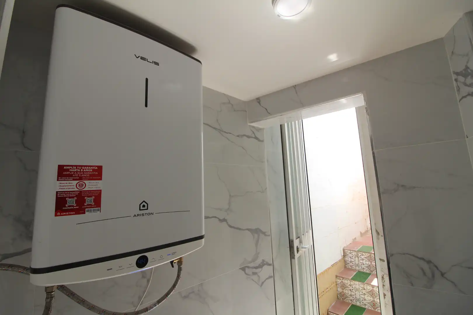Bathroom of Houses for sale in Benalmádena  with Air Conditioner, Heating and Terrace