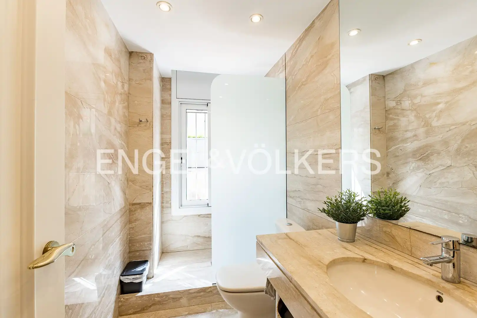 Bathroom of Country homes for sale in Vilanova i la Geltrú  with Air Conditioner, Heating and Private garden