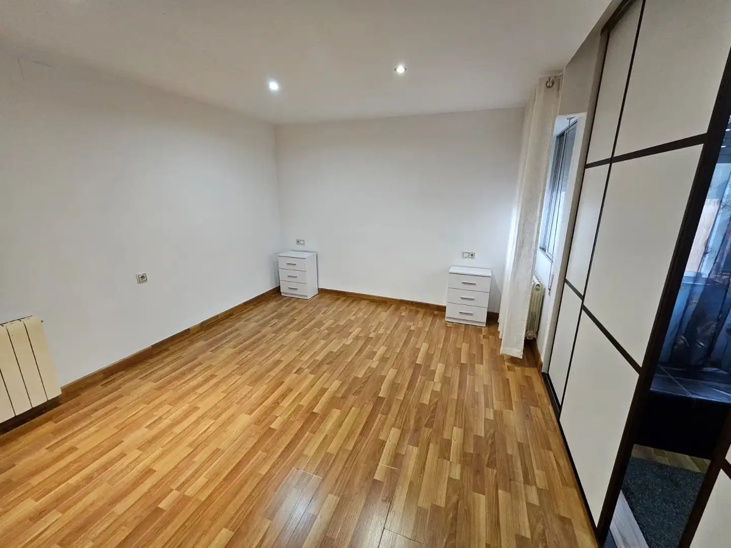 Wohnung zur Miete in Malpartida de Cáceres mit Klimaanlage, Heizung und Terrasse