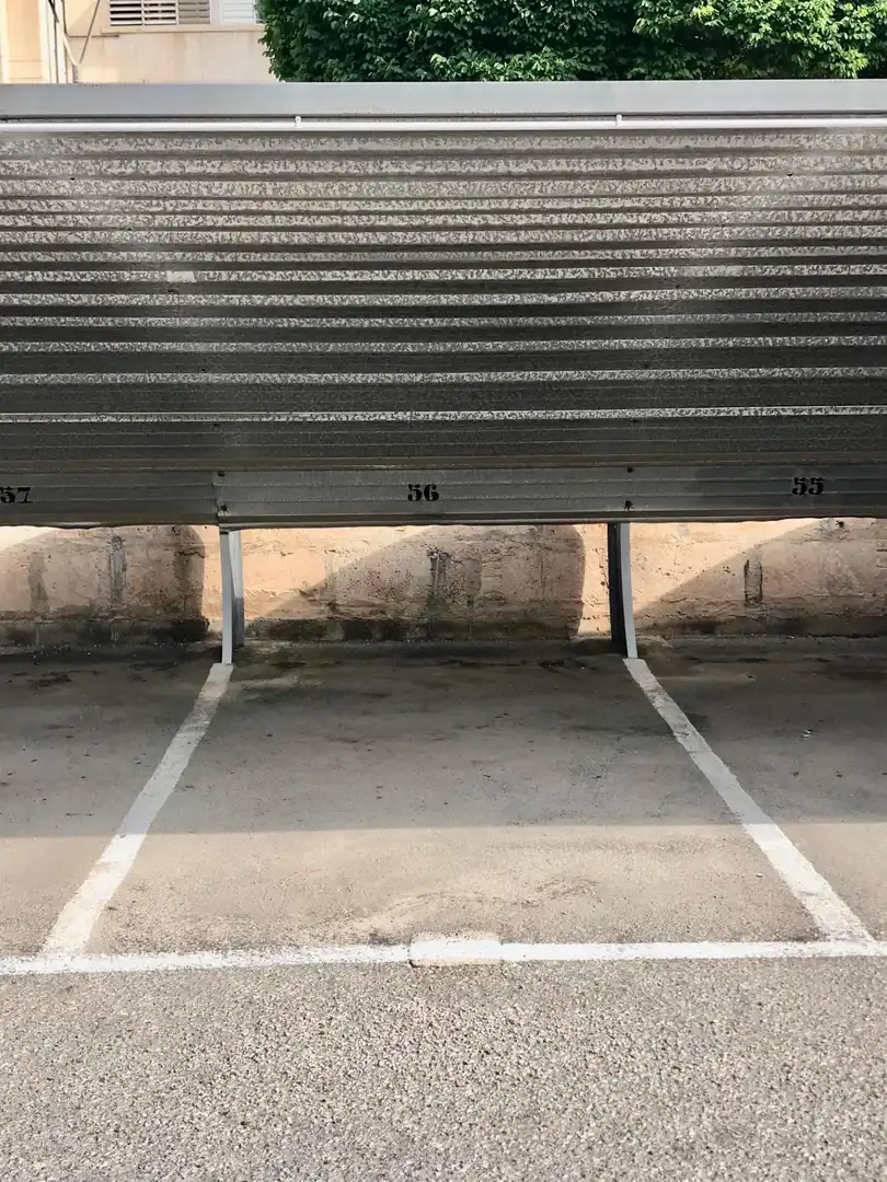 Aparcament de Casa adosada de lloguer en Calvià amb Jardí privat, Parquet i Terrassa