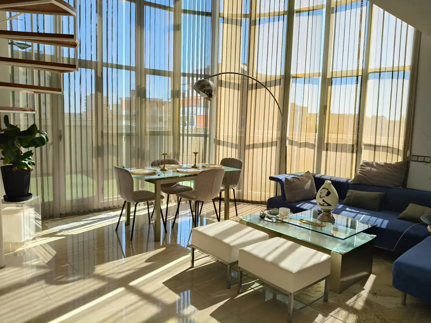 Comedor de Ático en venta en Gandia con Aire acondicionado, Terraza y Amueblado