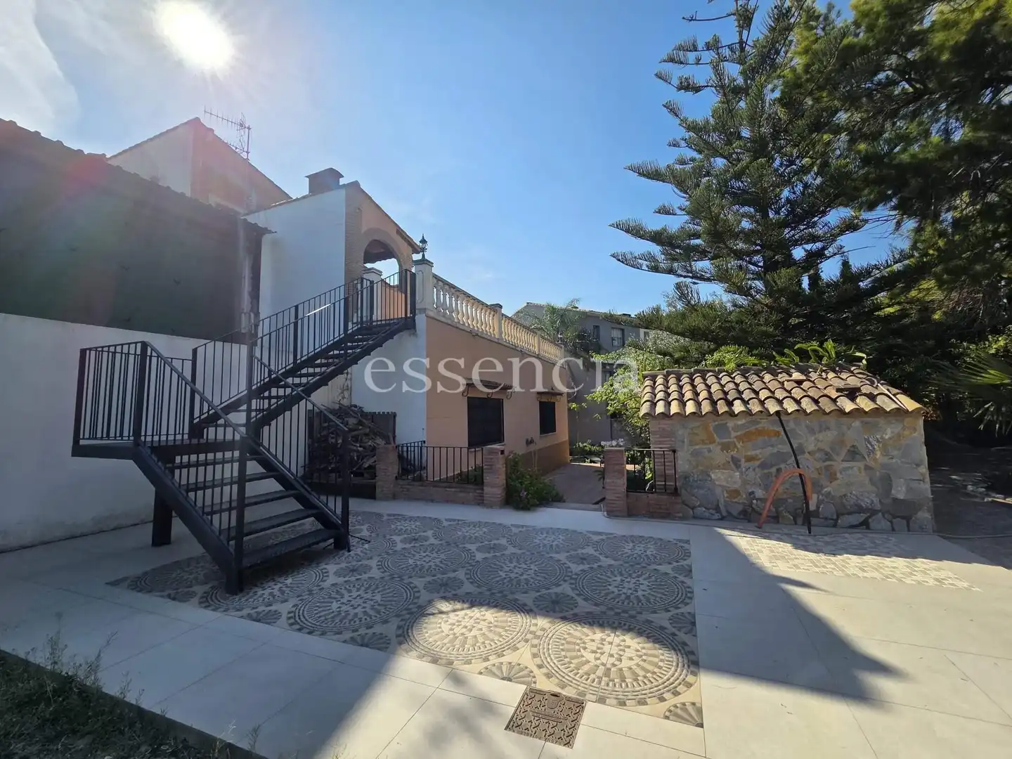 Vista exterior de Casa o xalet en venda en Alfauir amb Aire condicionat, Jardí privat i Terrassa