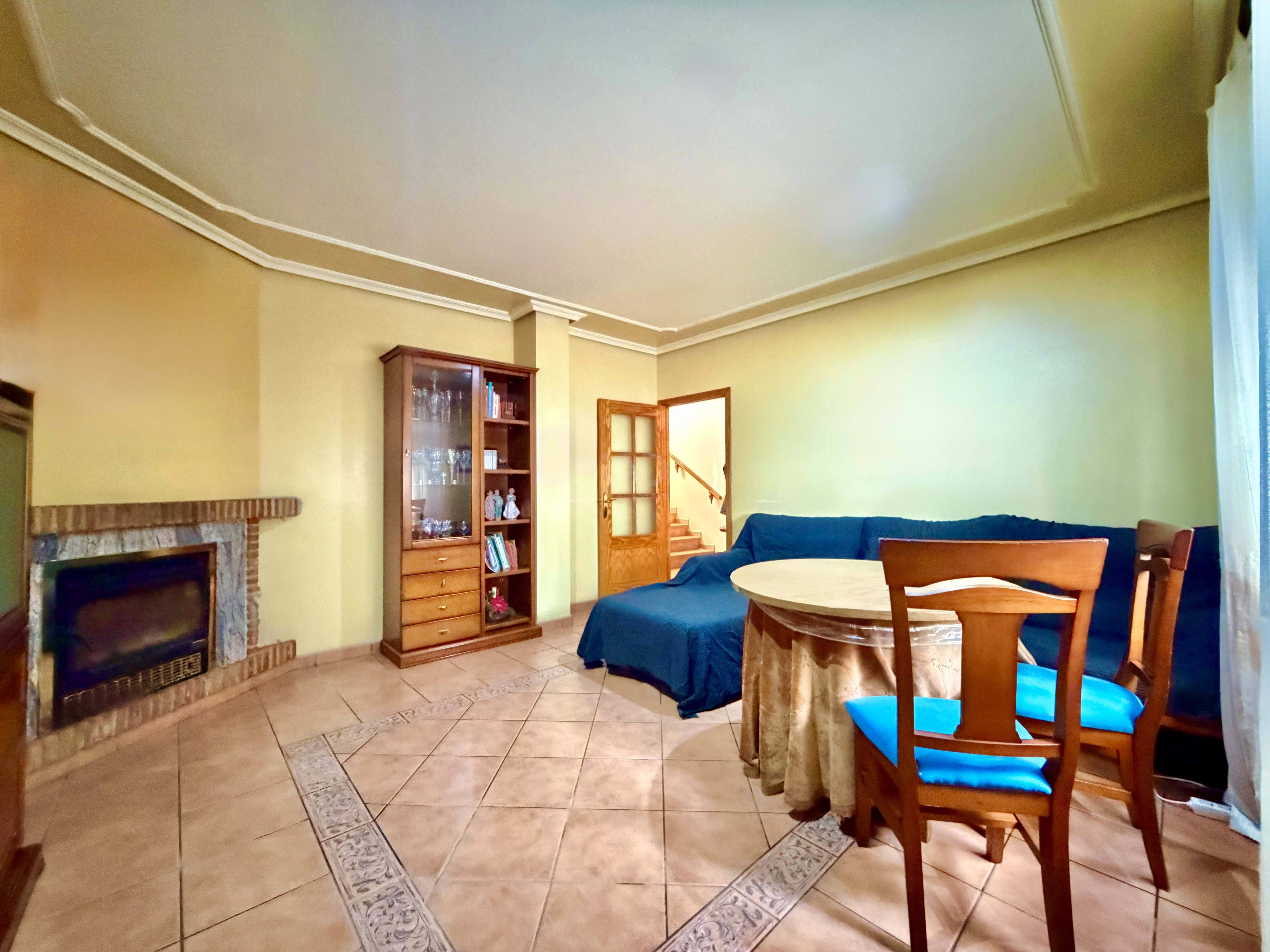 Sala d'estar de Casa o xalet en venda en Abarán amb Aire condicionat i Terrassa