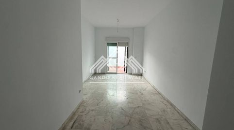 Foto 3 de Piso en venta en Calle Padre Miguel Roman, Centro, Utrera