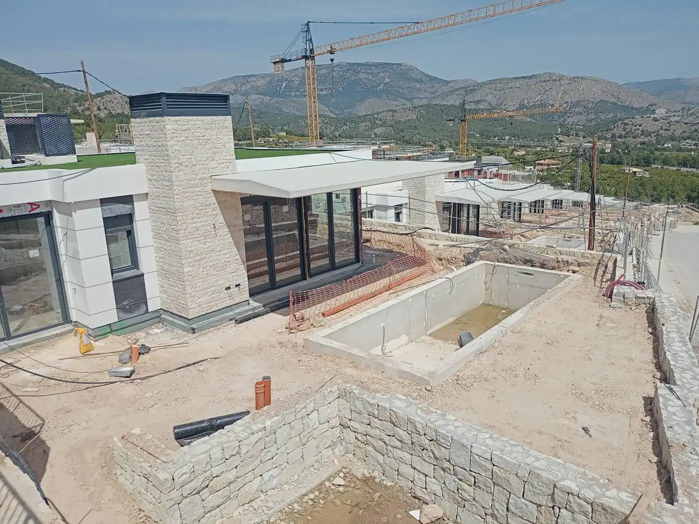Villa con piscina in vendita a Avinguda Balcon de Ponoig, imagen 7