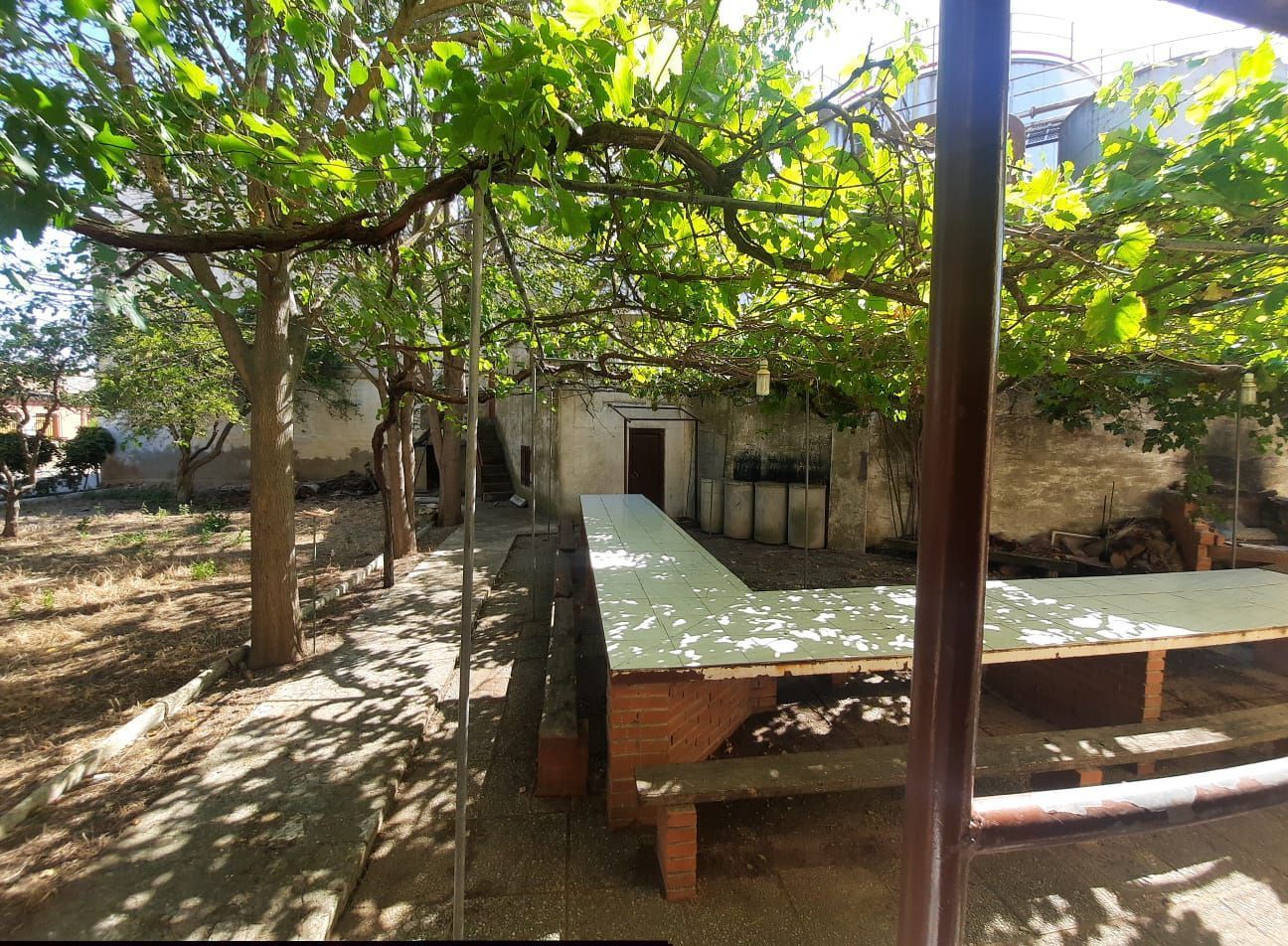 Jardín de Finca rústica en venta en La Puebla de Híjar con Jardín privado