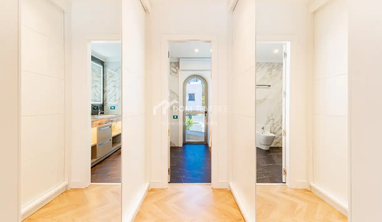 Casa o chalet en venta en Adeje con Jardín privado, Terraza y Trastero