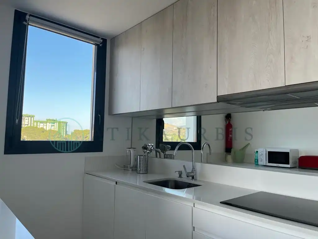 Cocina de Ático de alquiler en Málaga con Aire acondicionado, Terraza y Piscina