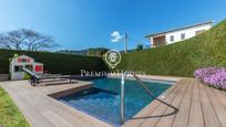 Swimming pool of House or chalet for sale in Premià de Dalt  with Heating, Private garden and Swimming Pool