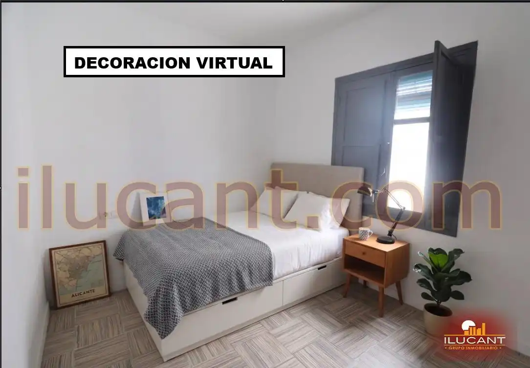 Dormitori de Àtic en venda en Alicante / Alacant amb Terrassa i Moblat