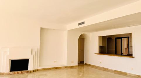 Foto 5 de Àtic en venda a San Luis de Sabinillas, Málaga