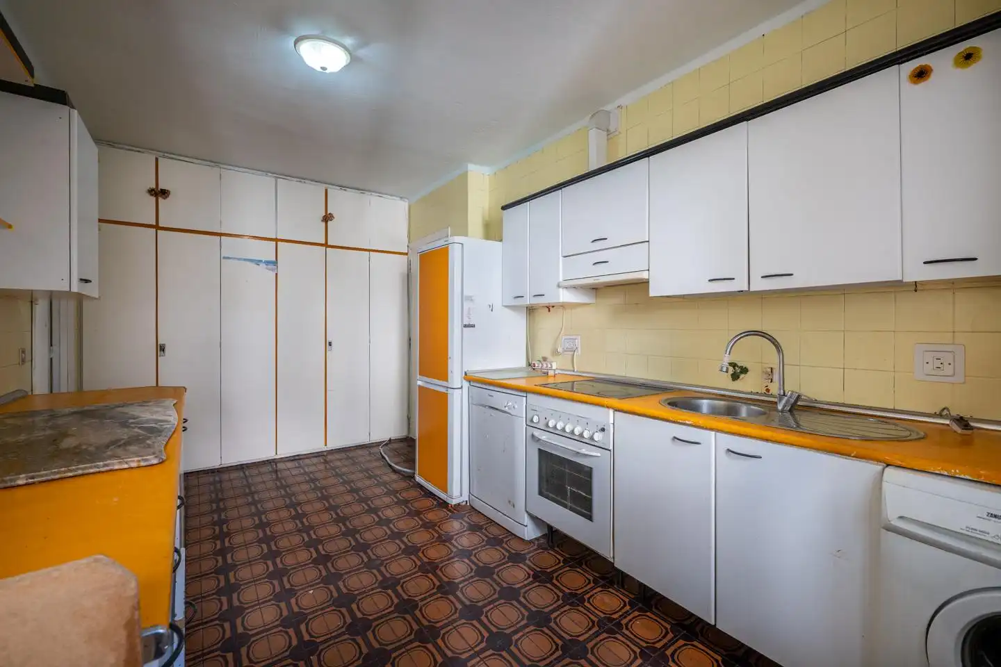 Cocina de Piso en venta en Ávila con Calefacción, Parquet y Terraza