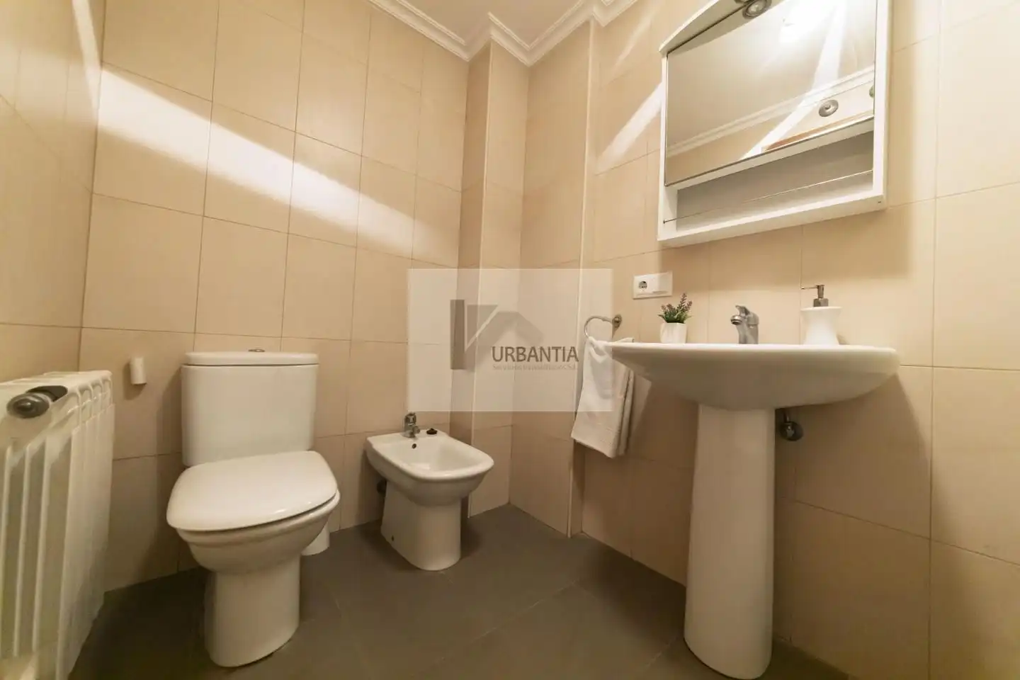 Baño de Planta baja en venta en Larraga con Calefacción, Parquet y Terraza