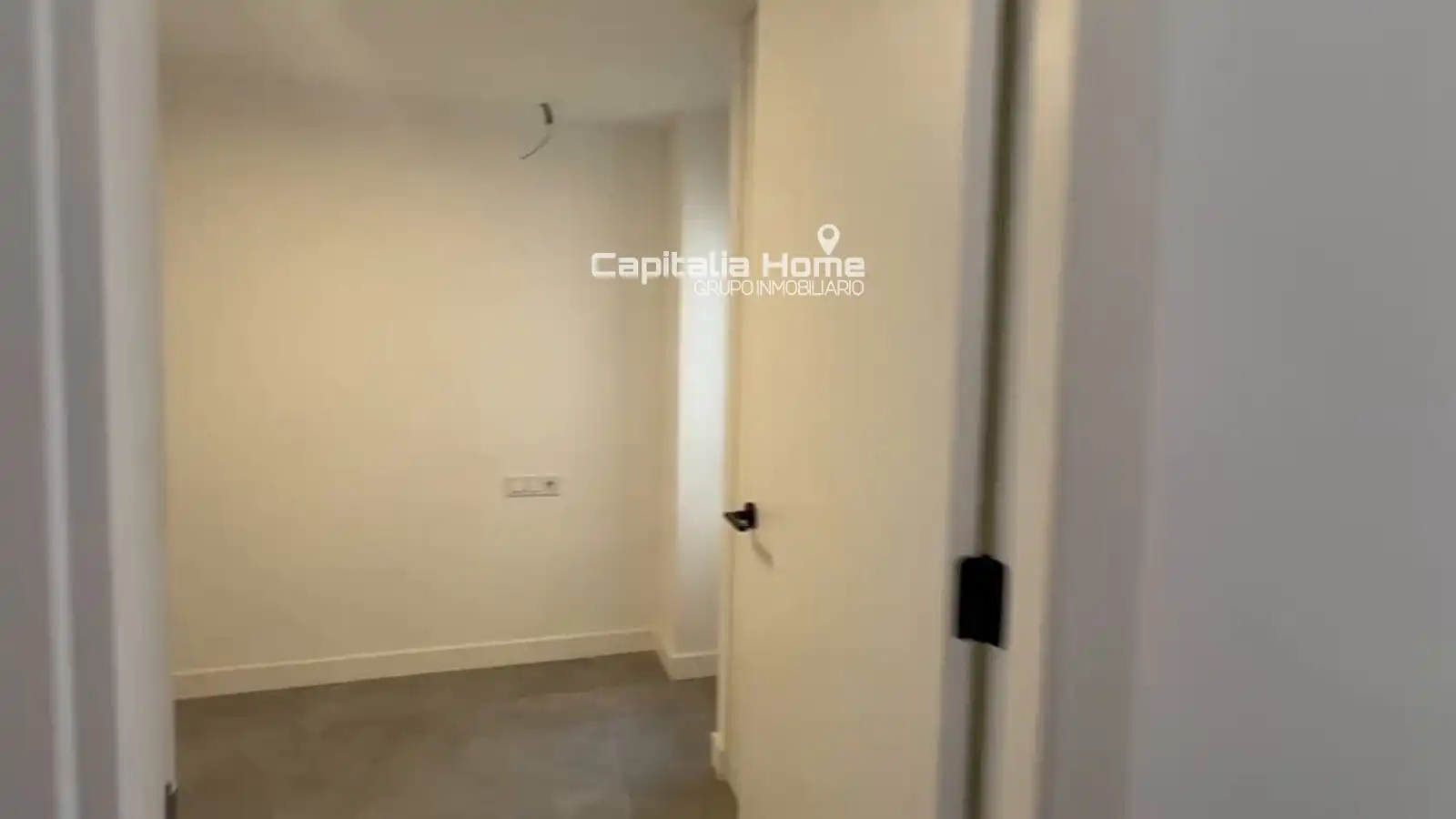 Attic for sale in Alcoy / Alcoi  with Terrace and Storage room