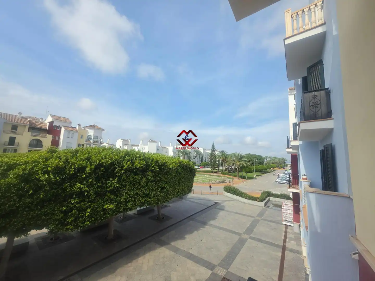 Vista exterior de Piso en venta en La Torre Golf