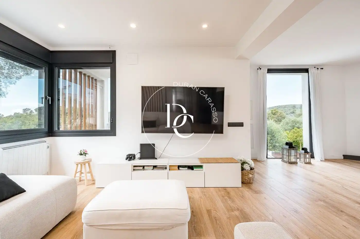 Sala d'estar de Casa o xalet en venda en Sant Pere de Ribes amb Aire condicionat, Calefacció i Jardí privat