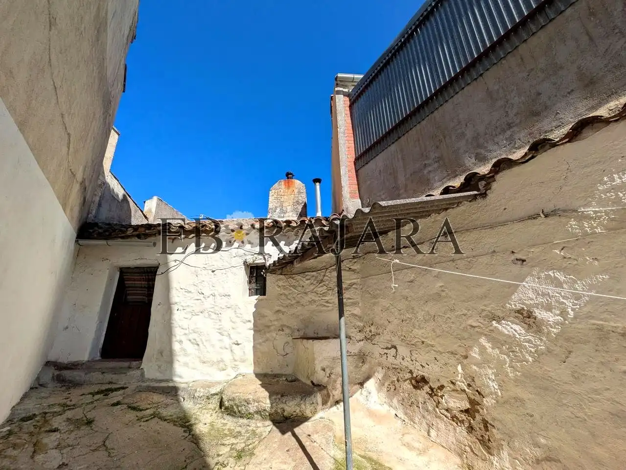 Exterior view of Houses for sale in Mejorada