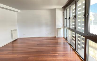 Living room of Flat for sale in Sant Joan Despí  with Air Conditioner