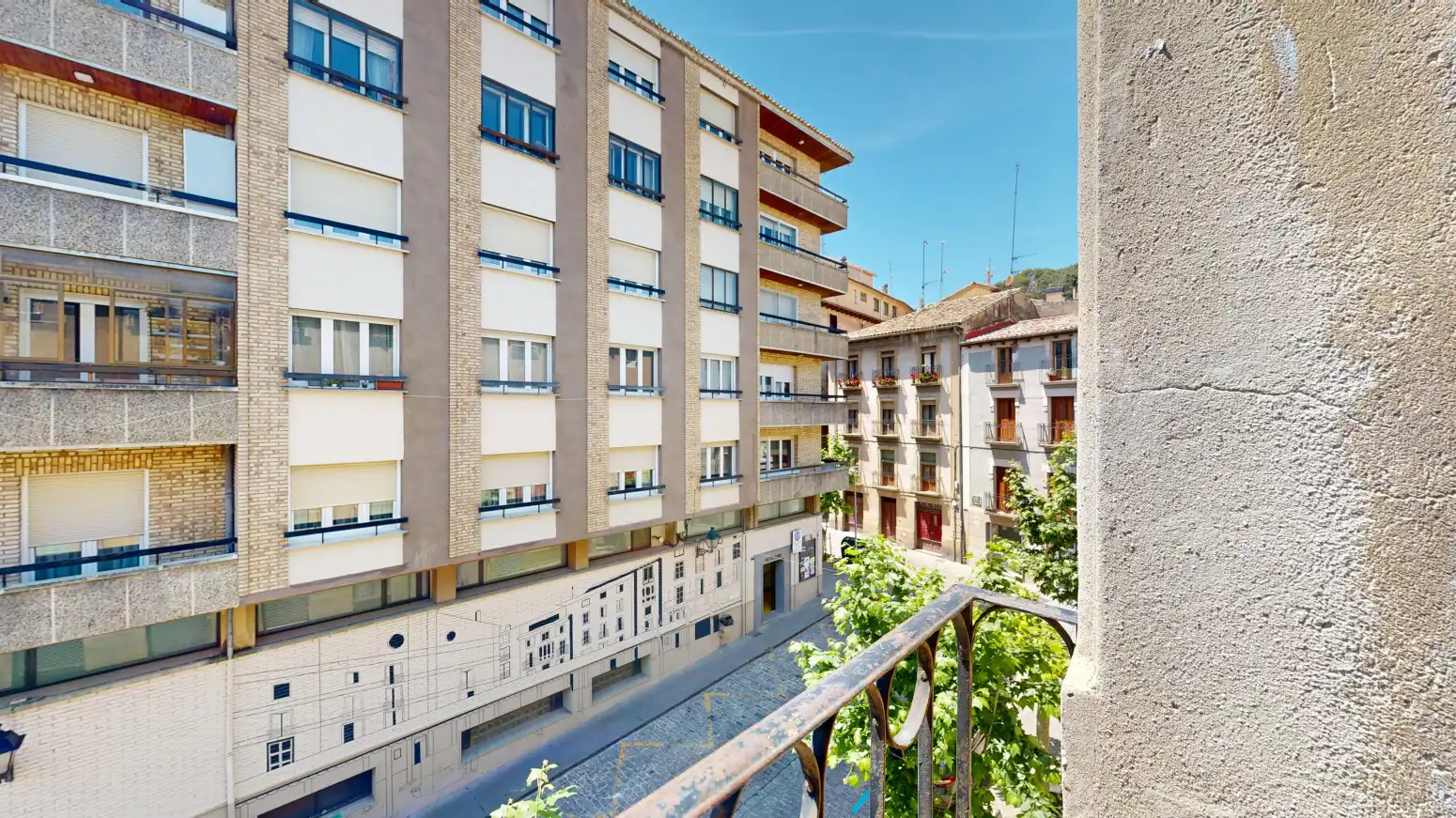 Vista exterior de Piso en venta en Tafalla con Calefacción y Balcón