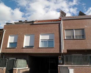 Exterior view of Attic for sale in Valladolid Capital  with Air Conditioner, Heating and Terrace