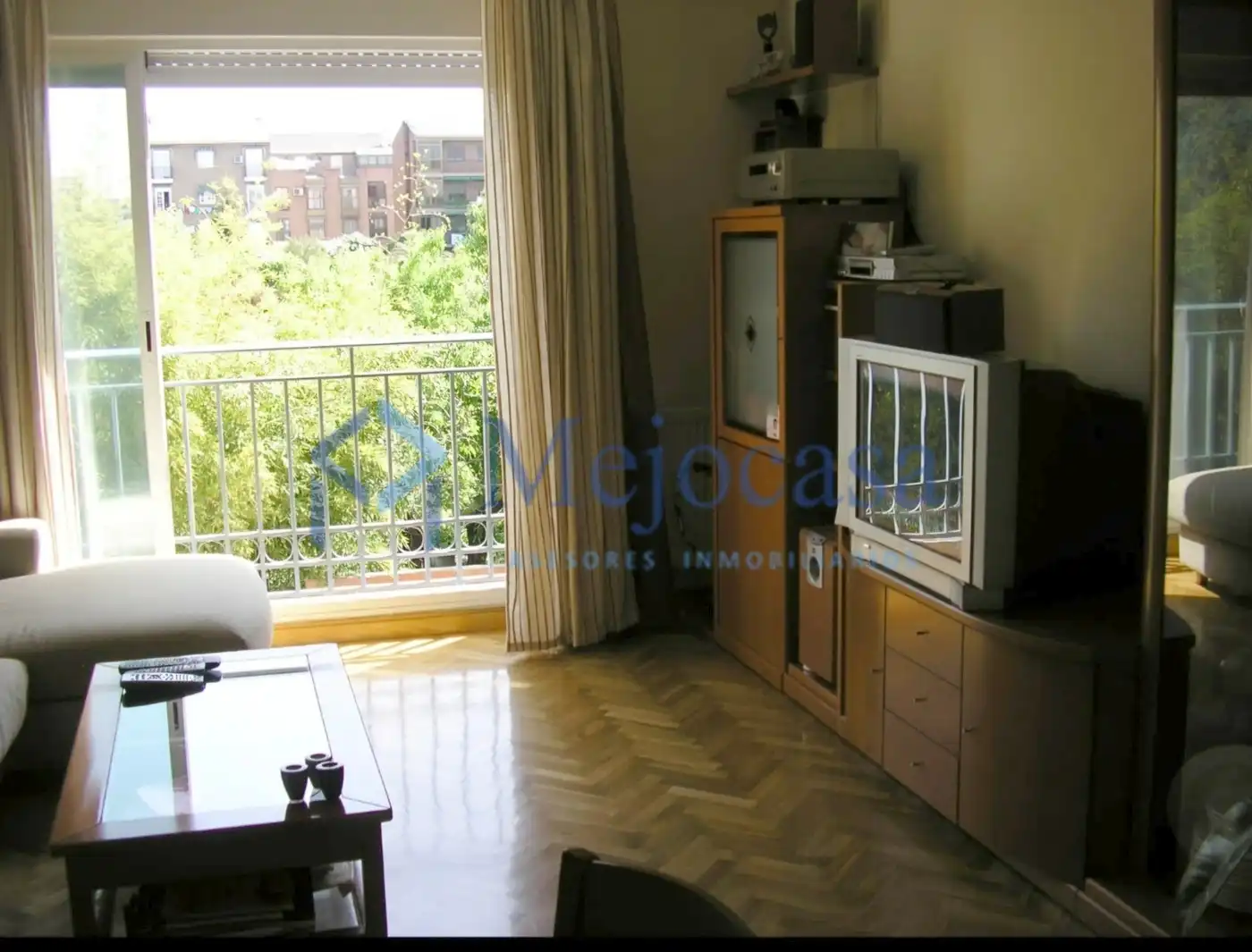 Wohnung mit Aufzug zum Verkauf in Calle Gaspar Morales, imagen 2