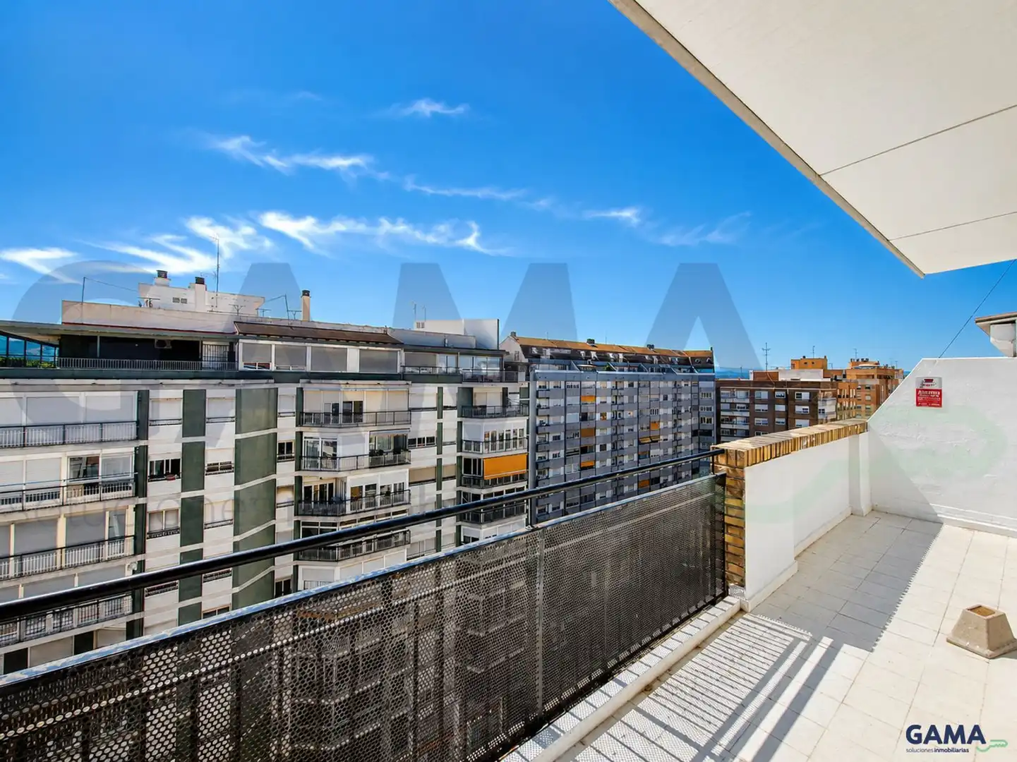 Vista exterior de Ático en venta en Alzira con Aire acondicionado