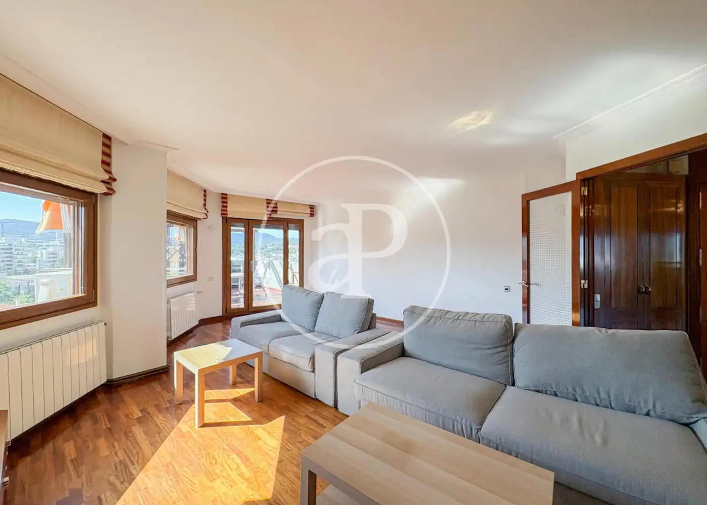 Sala d'estar de Àtic de lloguer en  Palma de Mallorca amb Aire condicionat, Calefacció i Terrassa