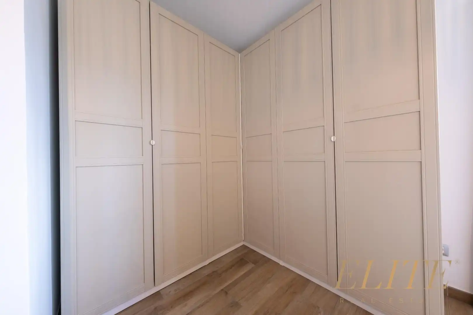Bedroom of Detached homes for sale in San Bartolomé de Tirajana  with Air Conditioner, Private garden and Parquet flooring