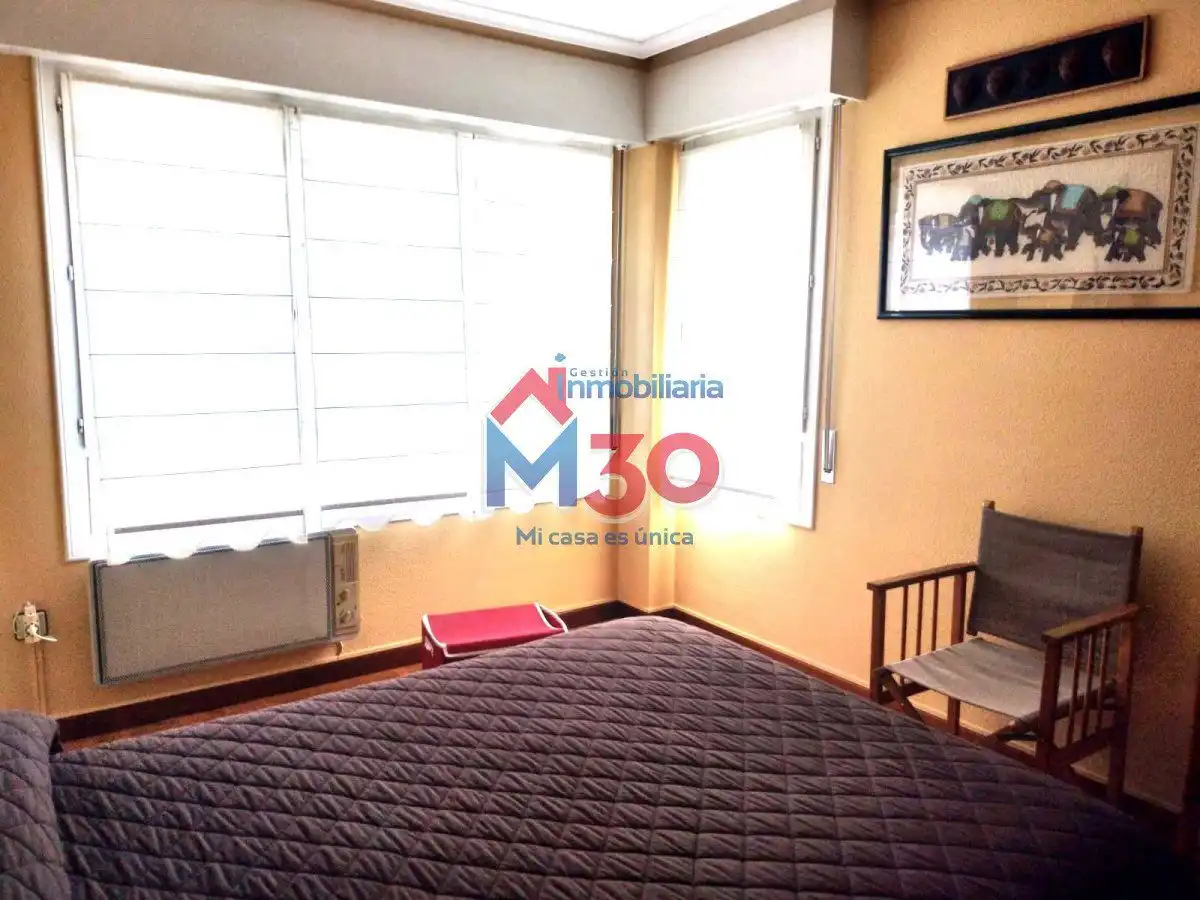 Habitación de Casa o chalet en venta en Miranda de Ebro con Calefacción y Terraza
