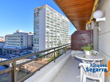 Flat with lift for sale in calle d'Antoni Gaudí