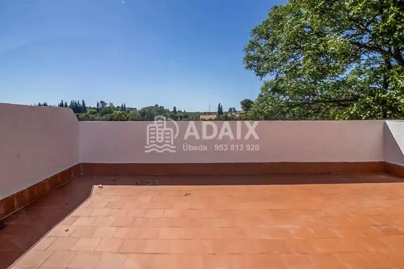 Country homes for sale in Úbeda
