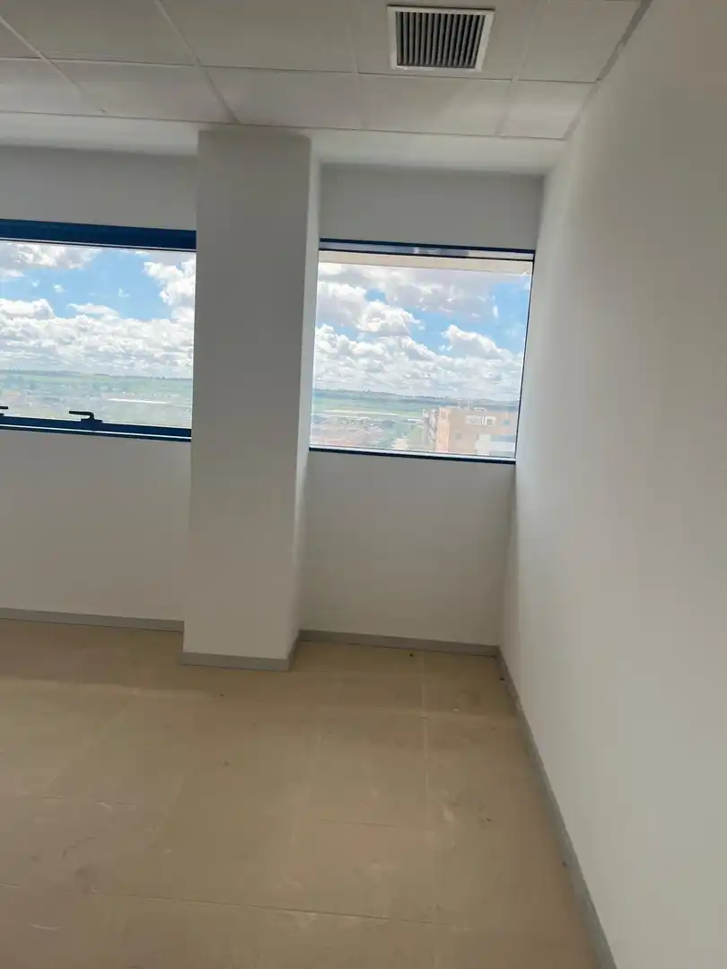Office for rent in Sevilla