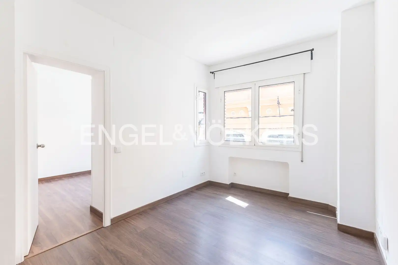 Sala de estar de Piso en venta en Barcelona con Calefacción y Amueblado